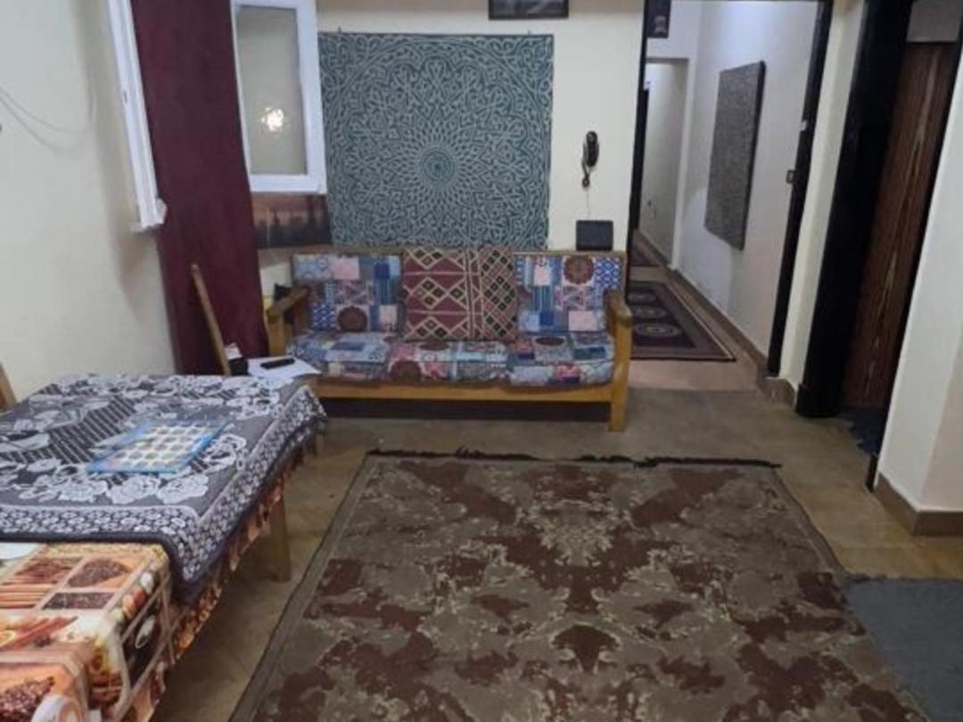 Happy Life Hostel Kairo Bagian luar foto