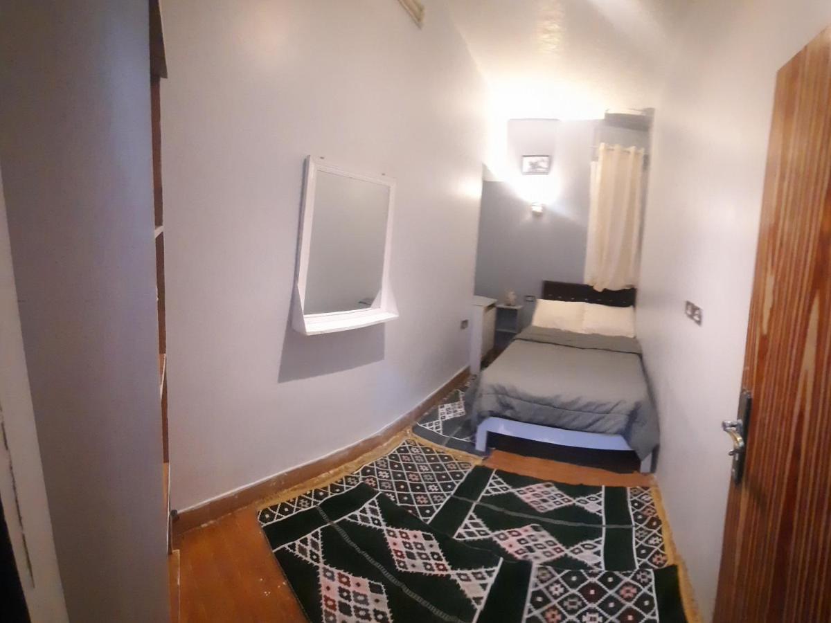 Happy Life Hostel Kairo Bagian luar foto