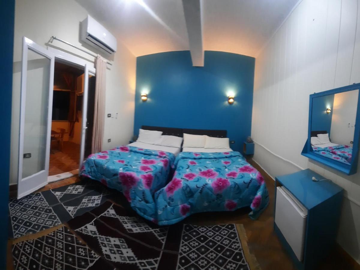 Happy Life Hostel Kairo Bagian luar foto
